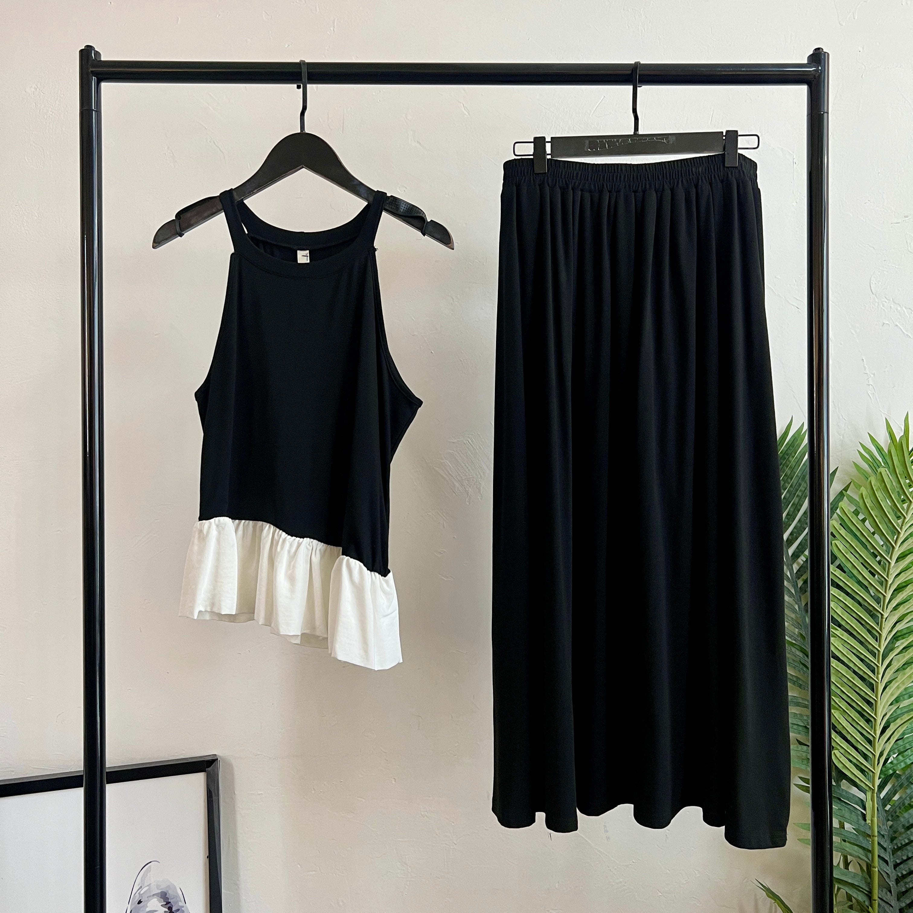 250157 - Top + Skirt