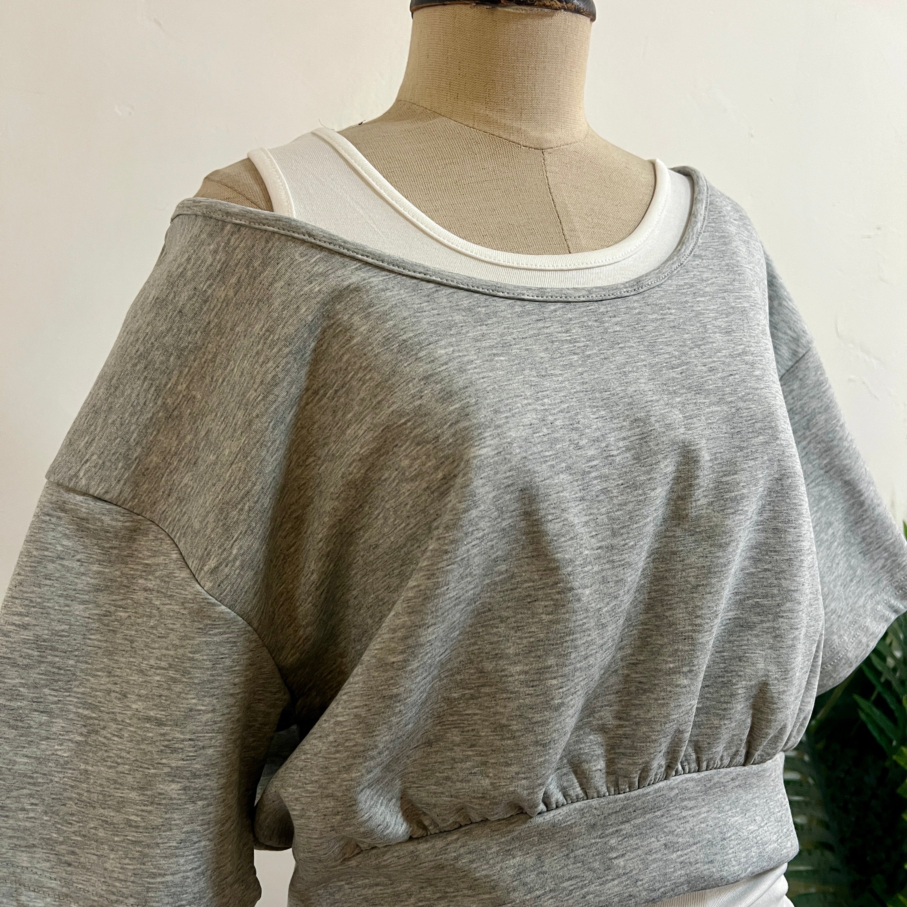 250212 - Top + Skirt Set (20% Off)