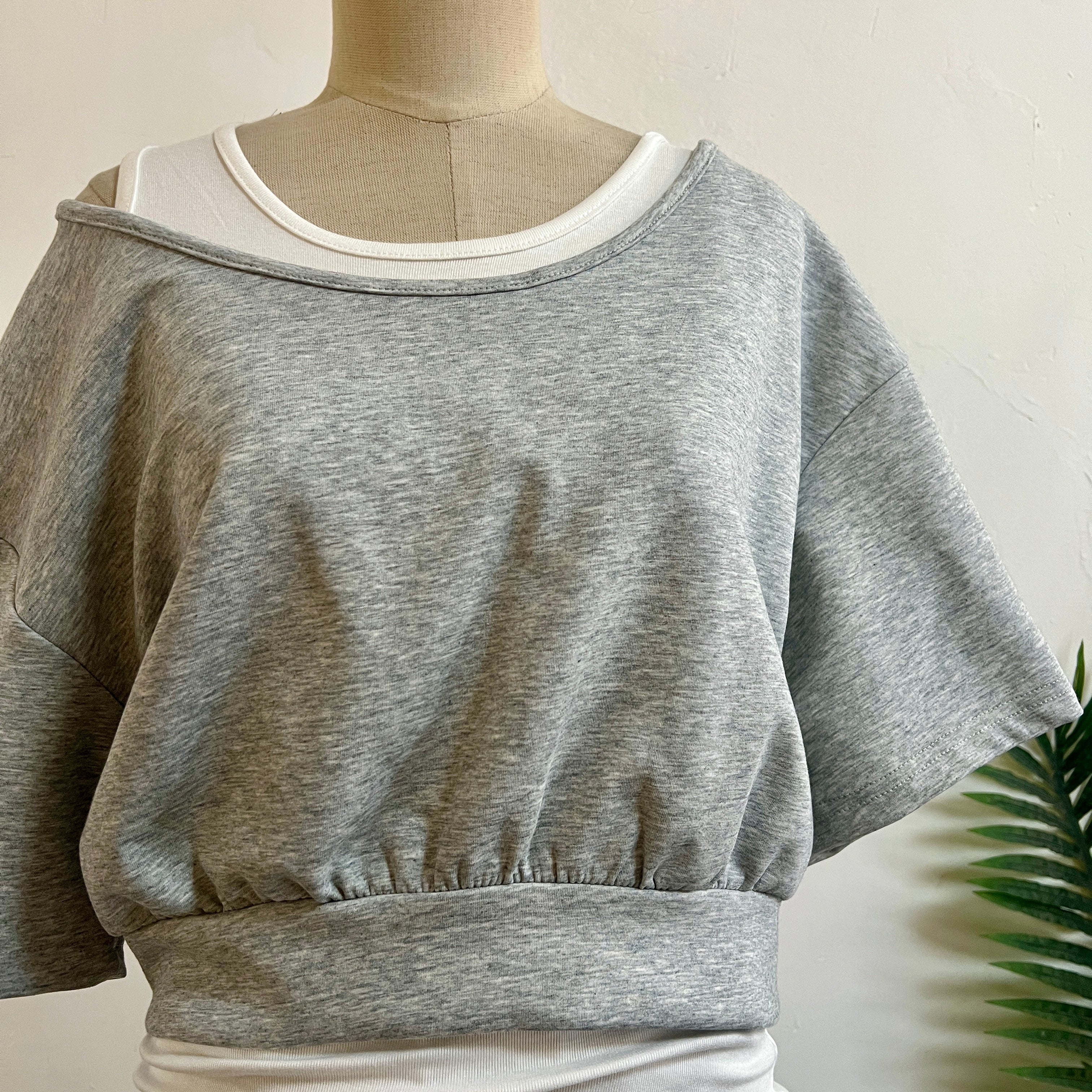 250212 - Top + Skirt Set (20% Off)
