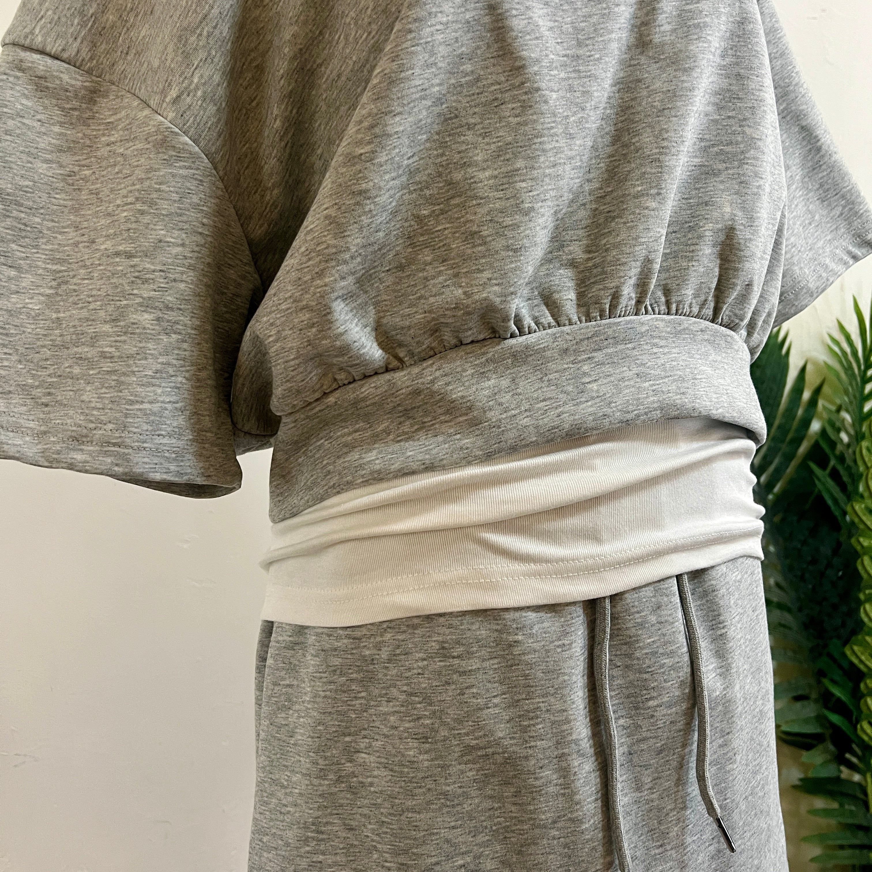 250212 - Top + Skirt Set (20% Off)