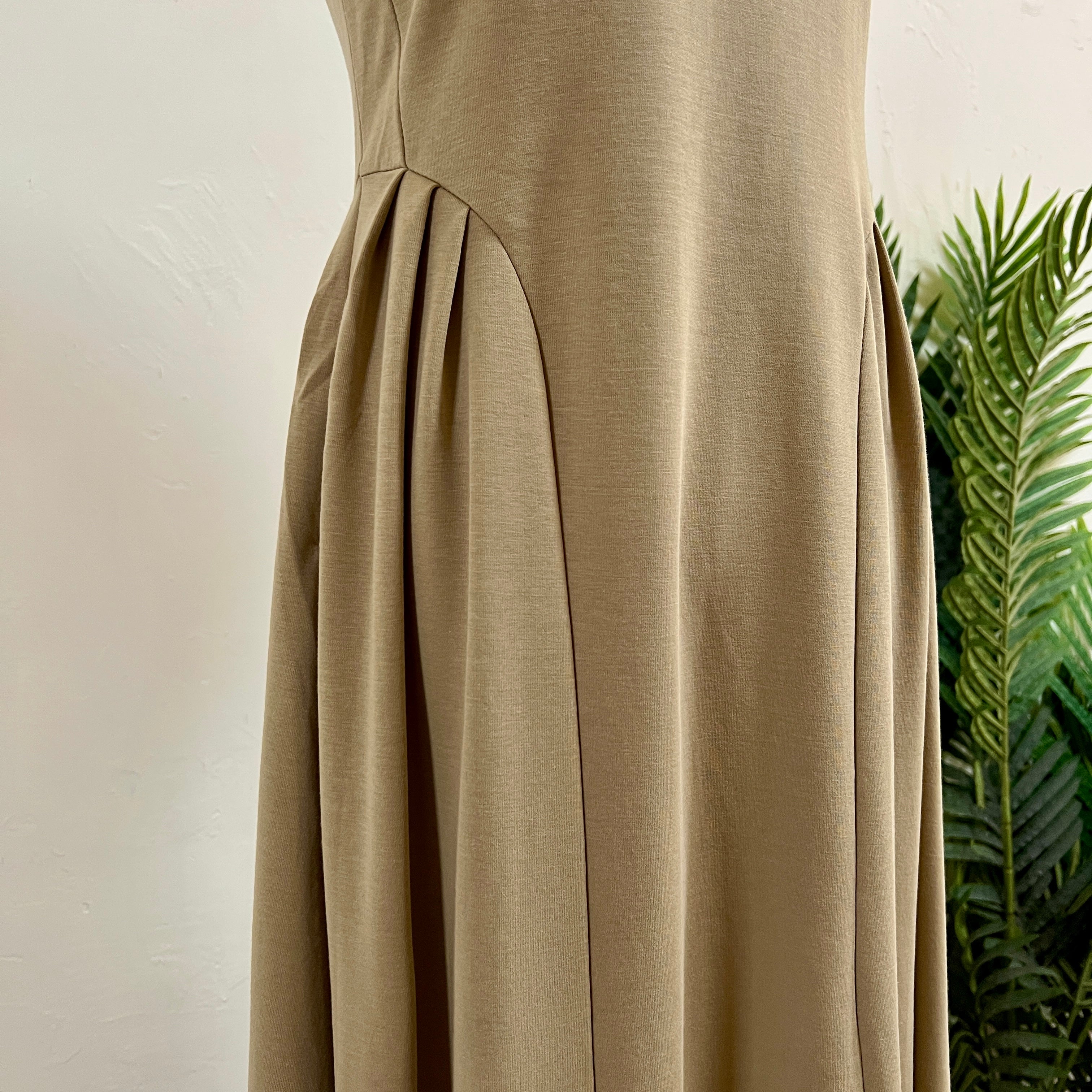 250272 - V Neck Dress (20% Off)