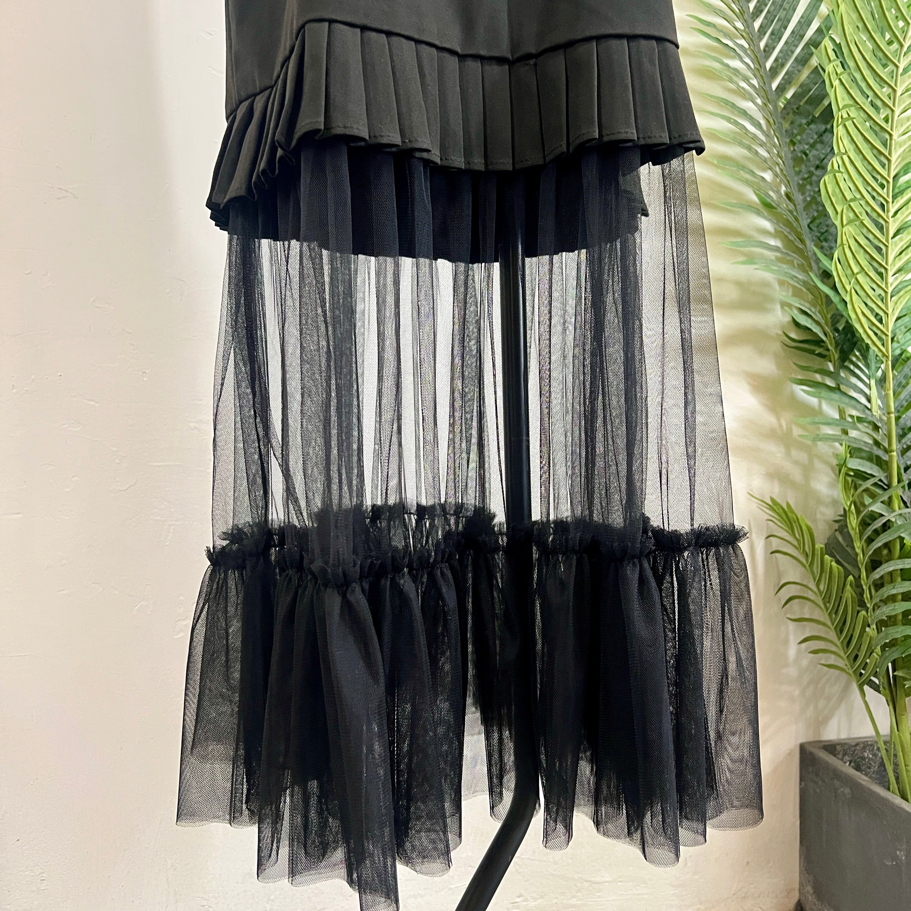250353 - Slim Cut Dress