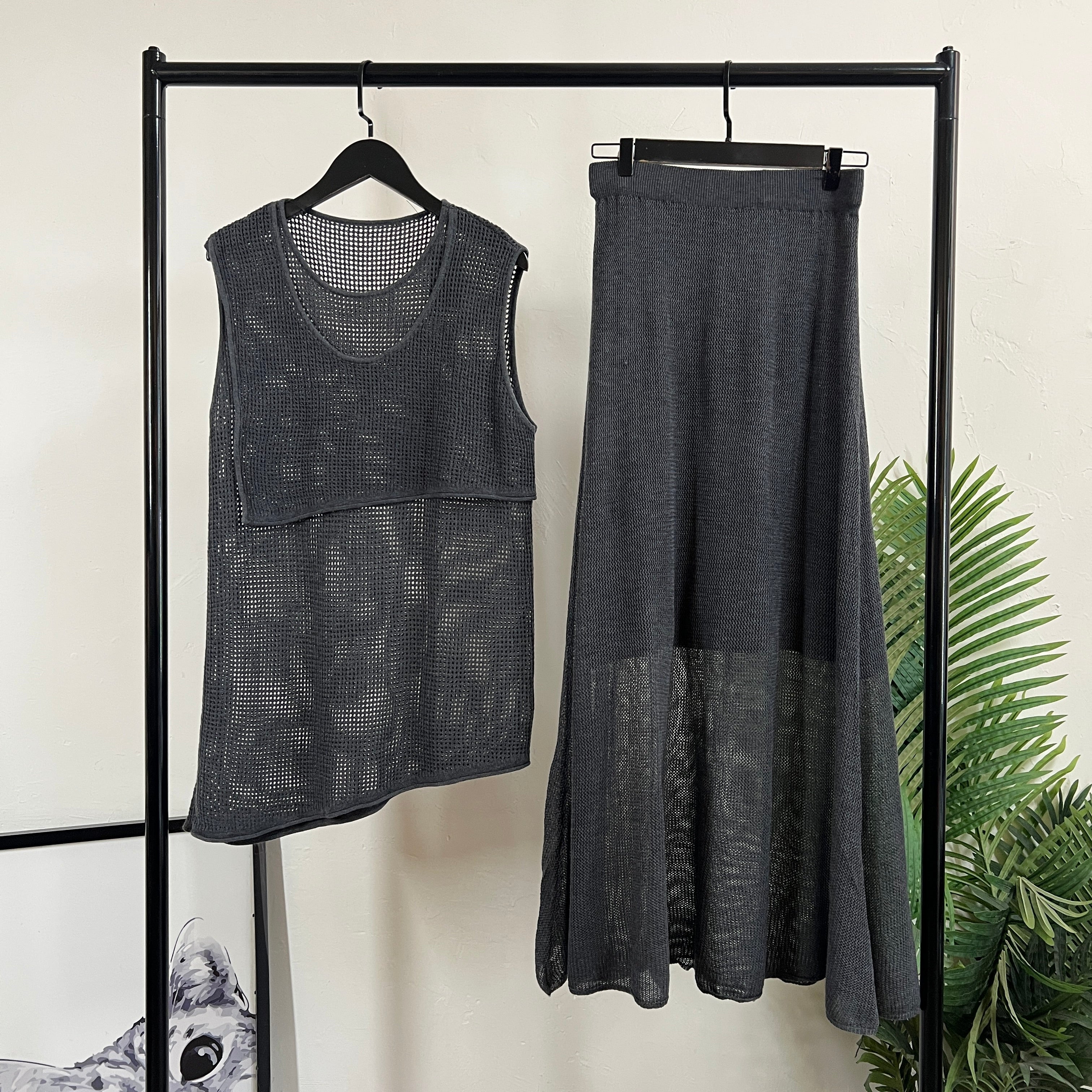 250497 - Top + Skirt Set