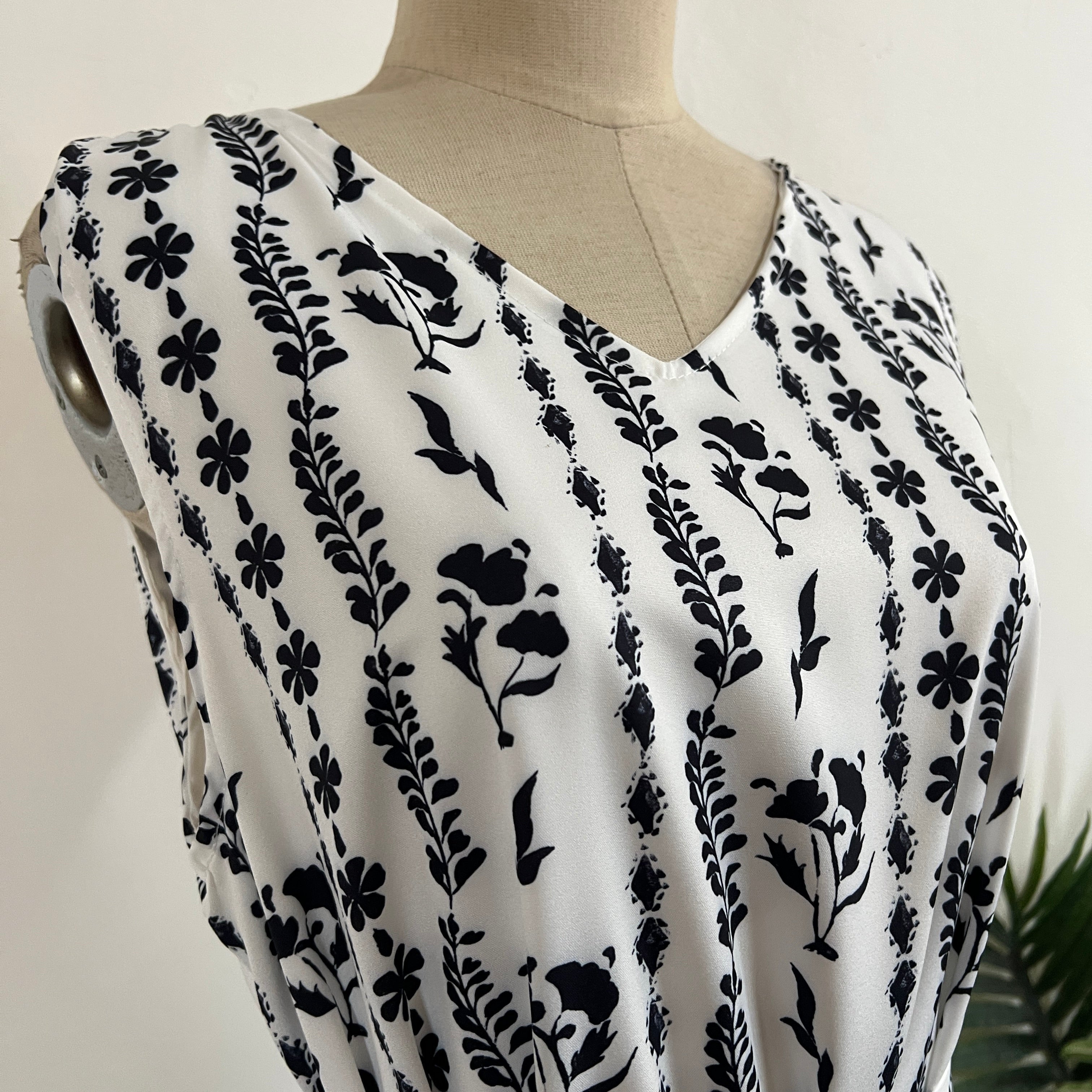 250533 - Pattern Dress