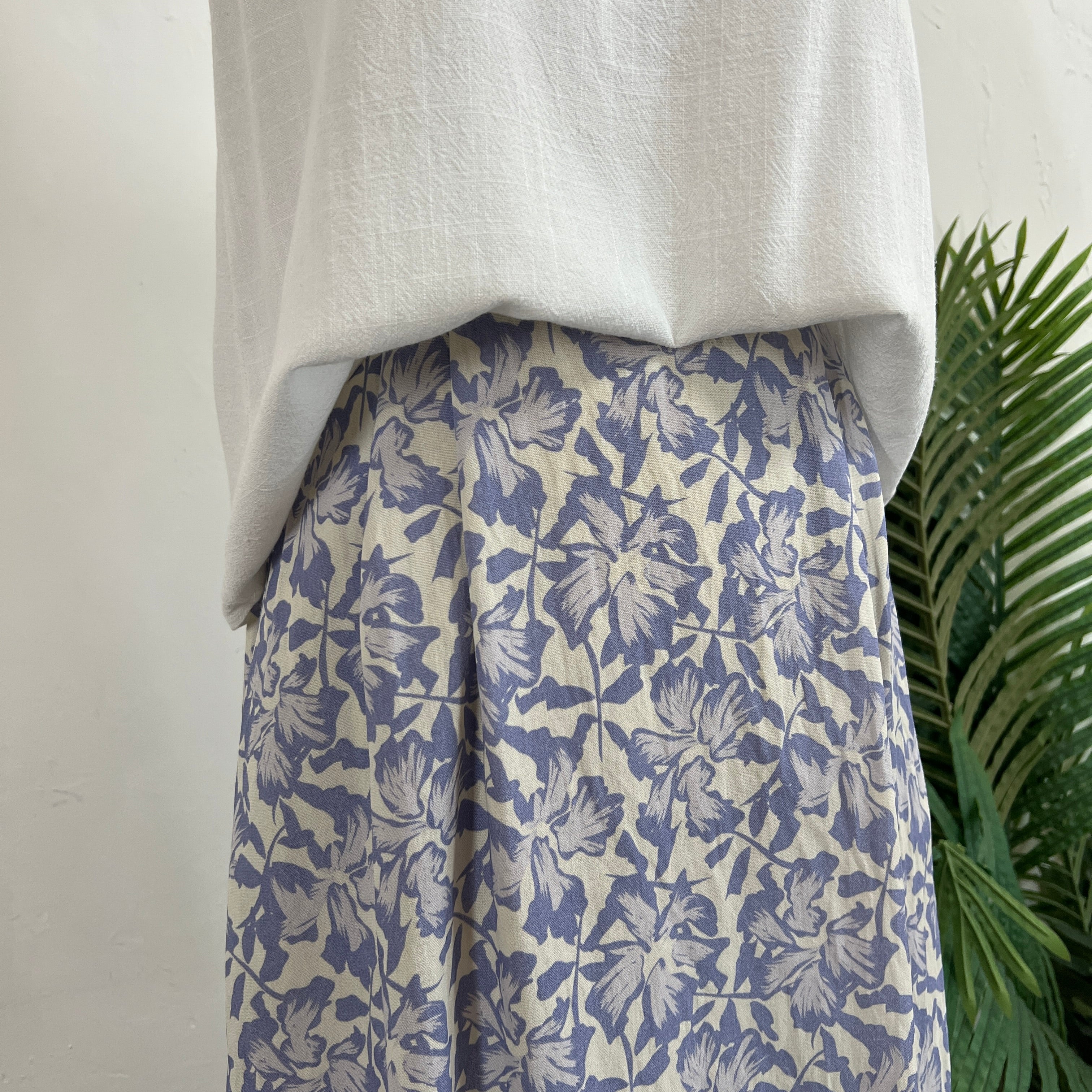 250562 - Top + Skirt Set
