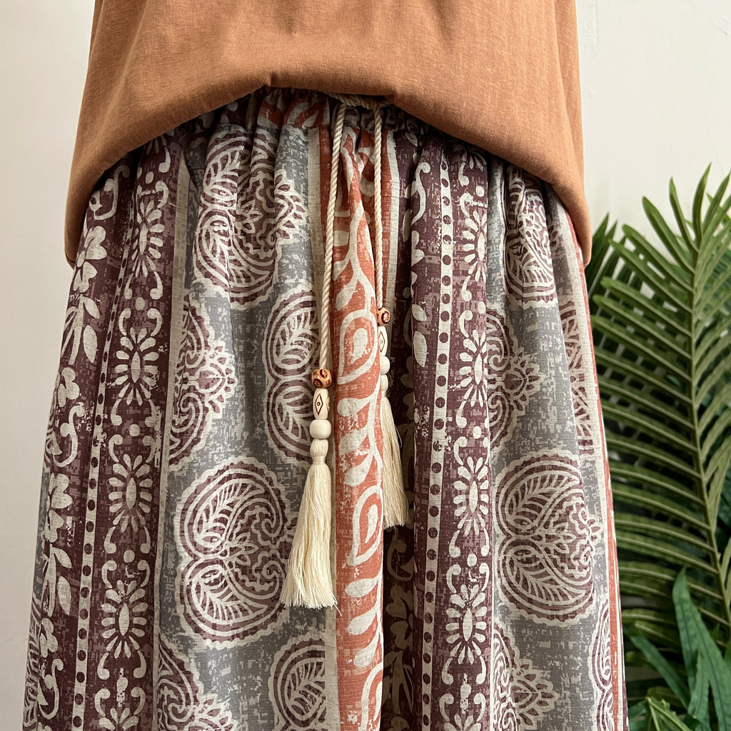 250539 - Top + Skirt Set