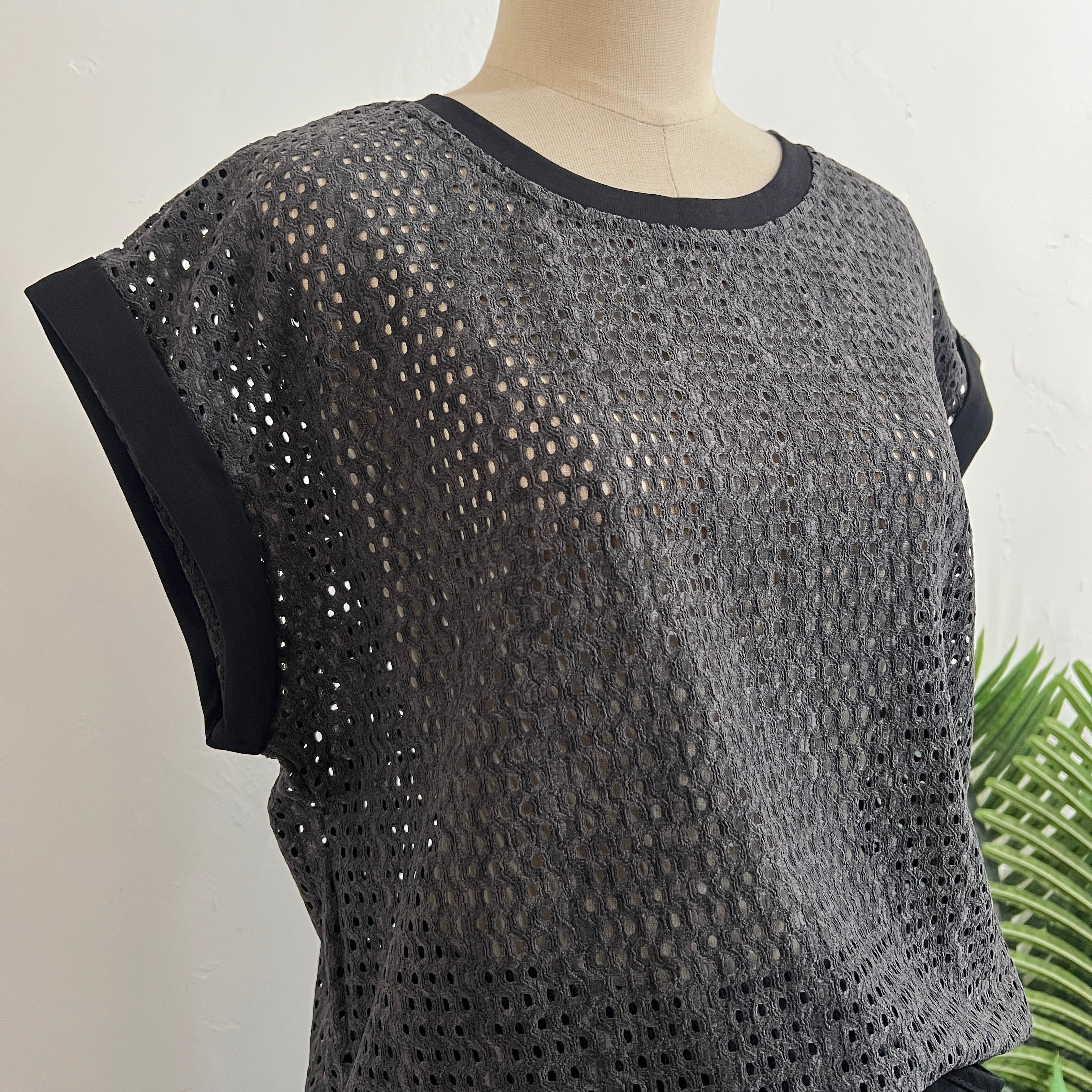 250595 - Top + Skirt
