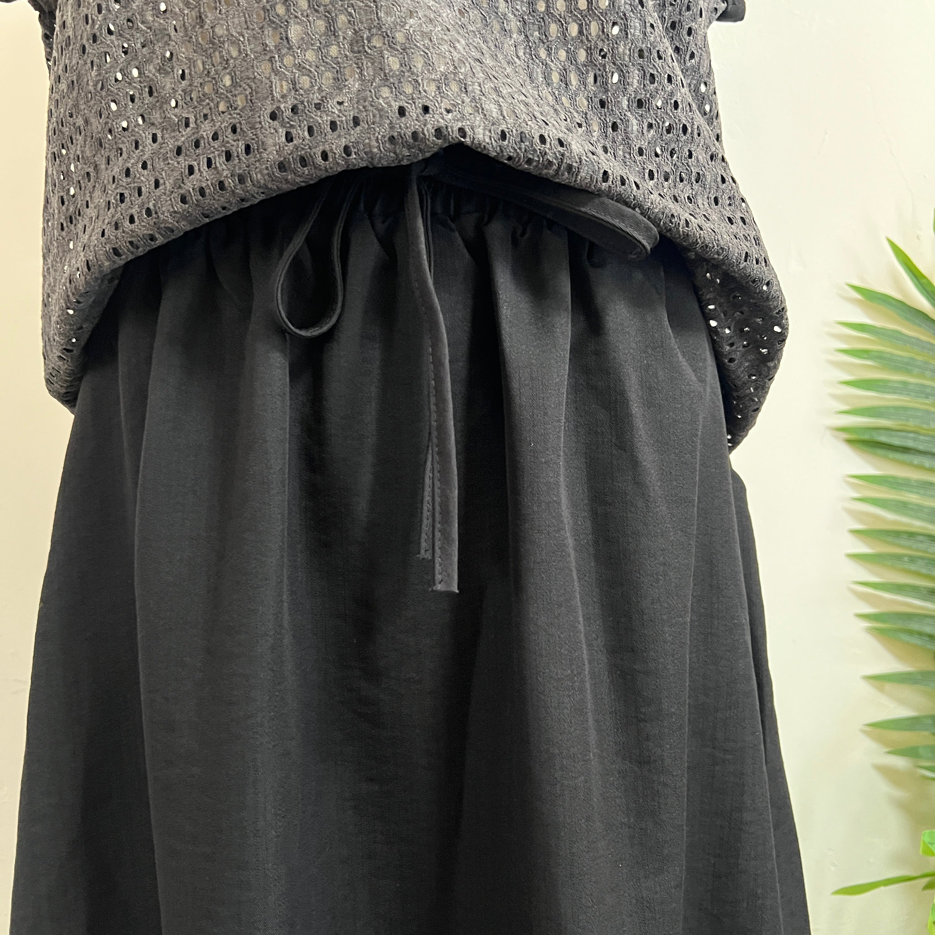 250595 - Top + Skirt