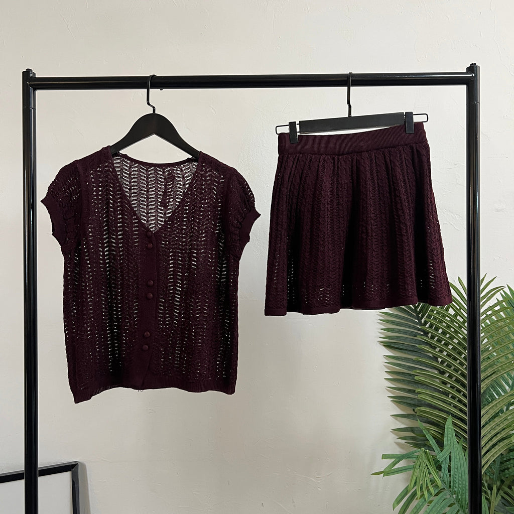 250600 - Top + Skirt