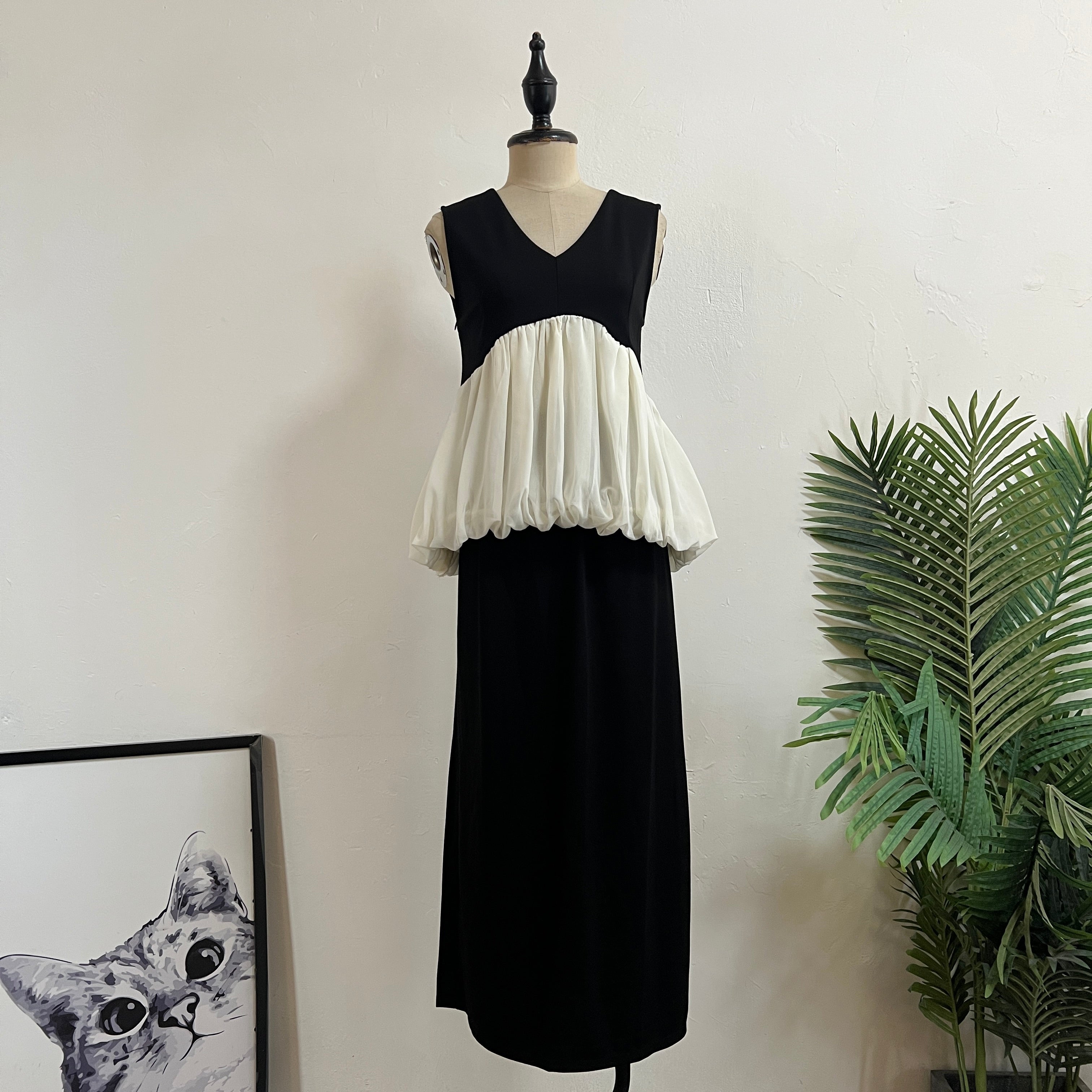 250593 - Top + Skirt
