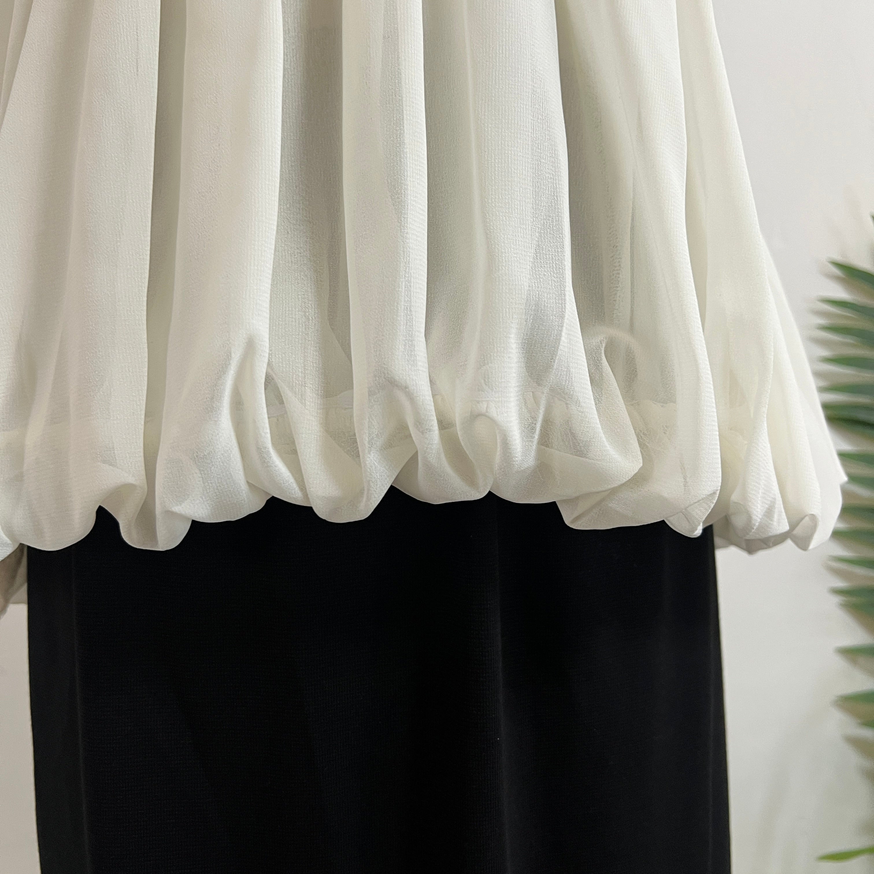 250593 - Top + Skirt