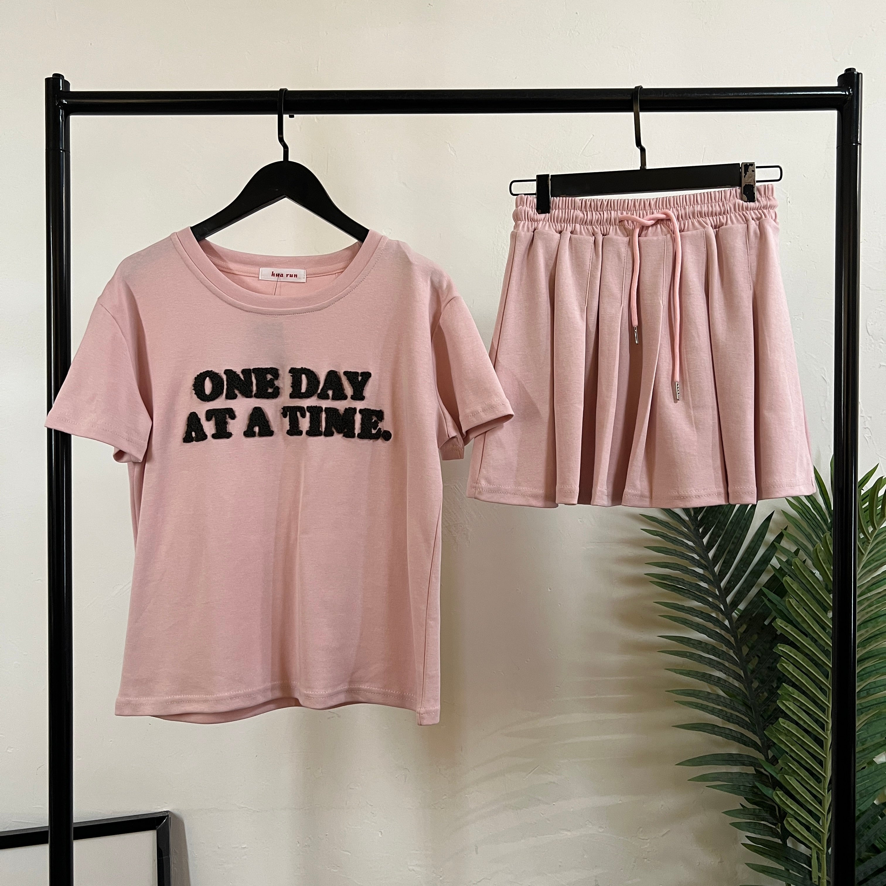 250124 - Top + Skirt (20% Off)