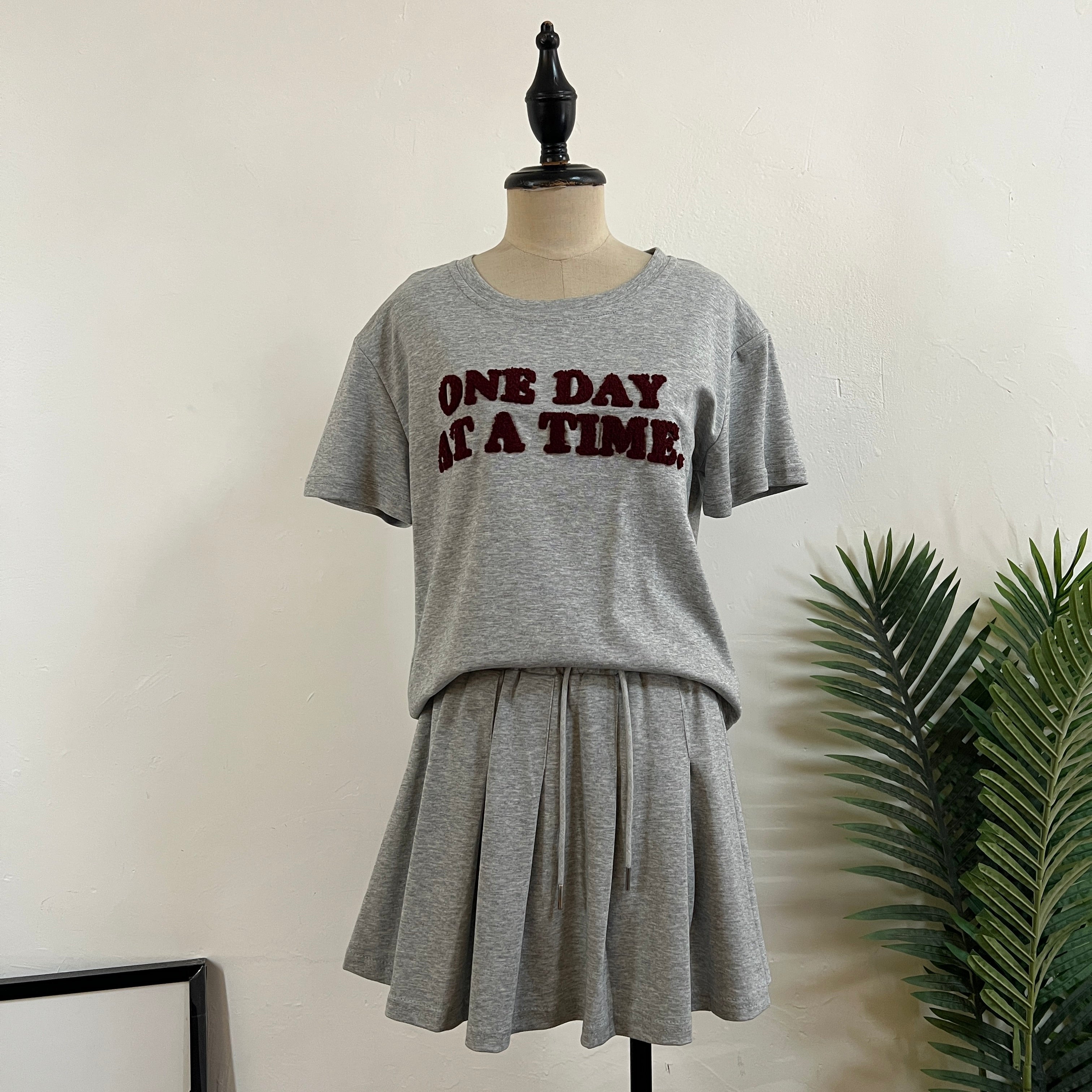 250124 - Top + Skirt (20% Off)